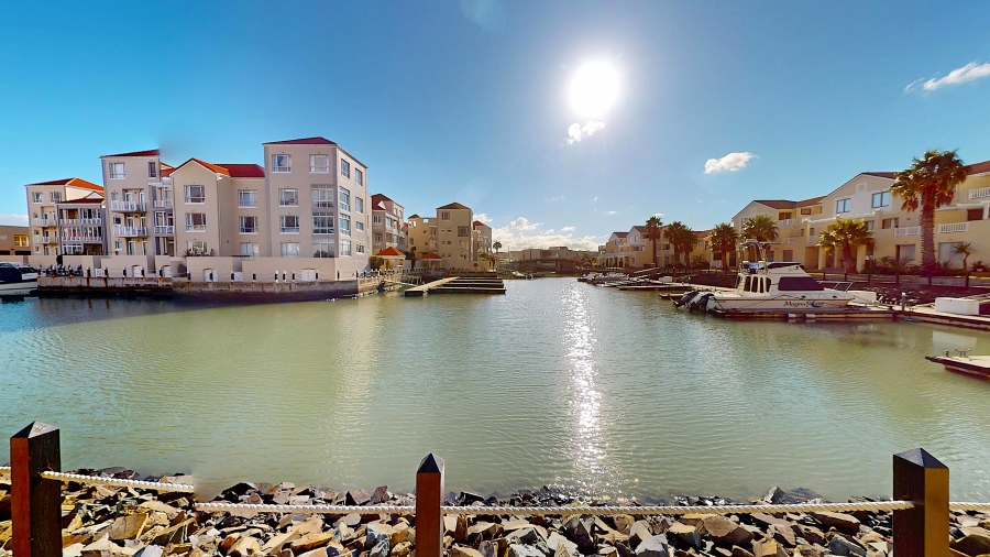 2 Bedroom Property for Sale in Harbour Island Western Cape